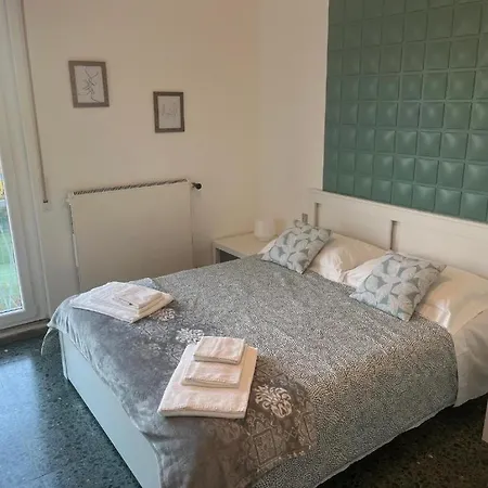 Апартаменти Attico Vista Mare-monti *