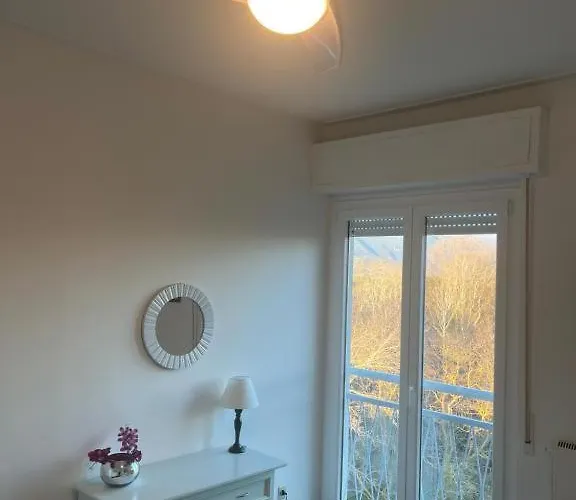 Апартаменти Attico Vista Mare-monti