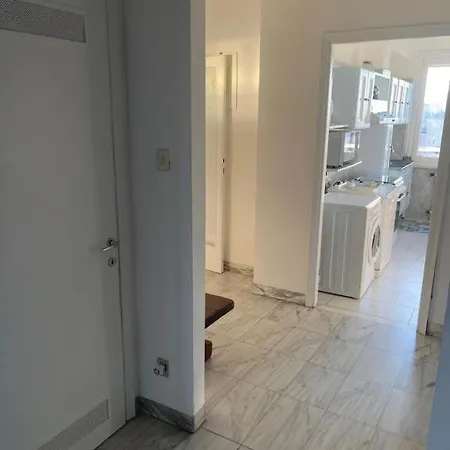 Attico Vista Mare-monti 维亚雷焦